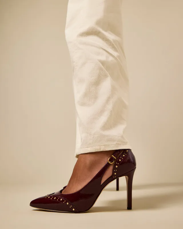 Vince Camuto Hally decollete borchie con ritagli