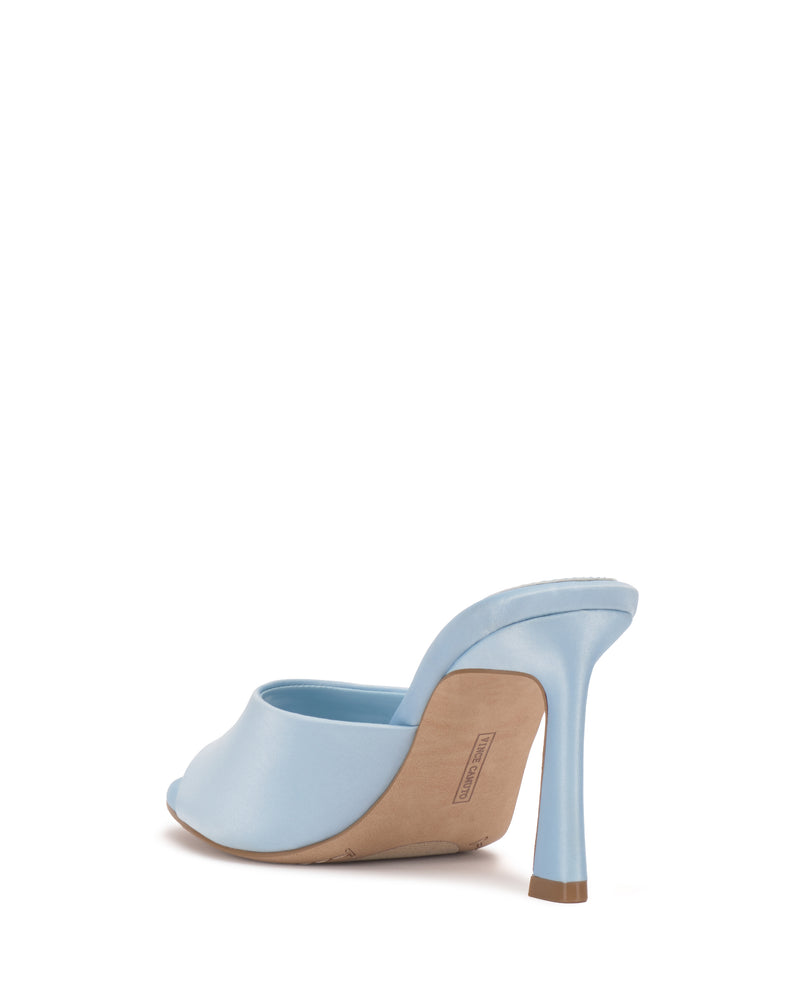 Vince Camuto Paigely mules tacco a campana punta aperta