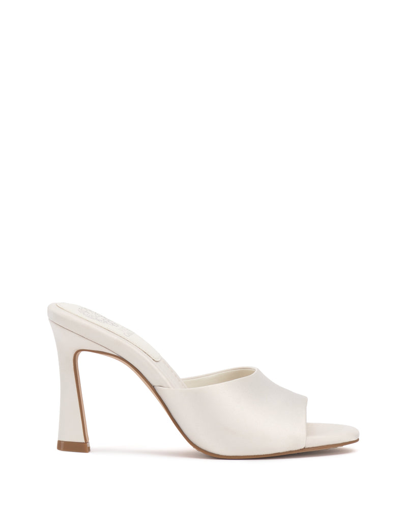 Vince Camuto Paigely Mules Raso Tacco a Campana