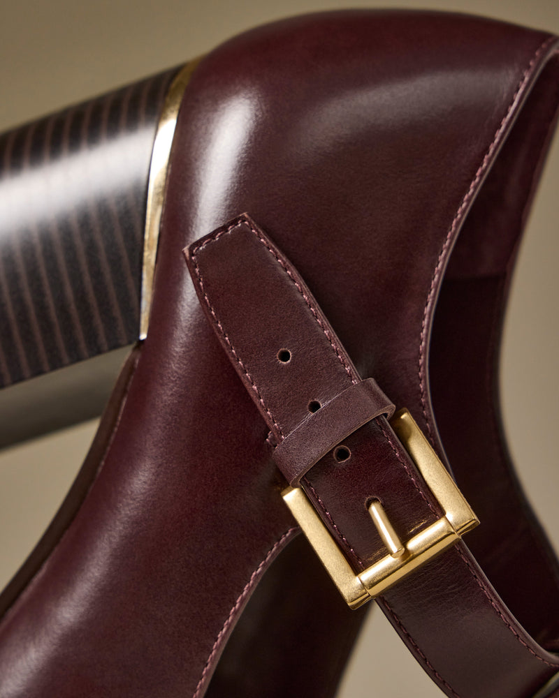 Vince Camuto Micha Pompa T-Strap Decolleté Donna Vintage