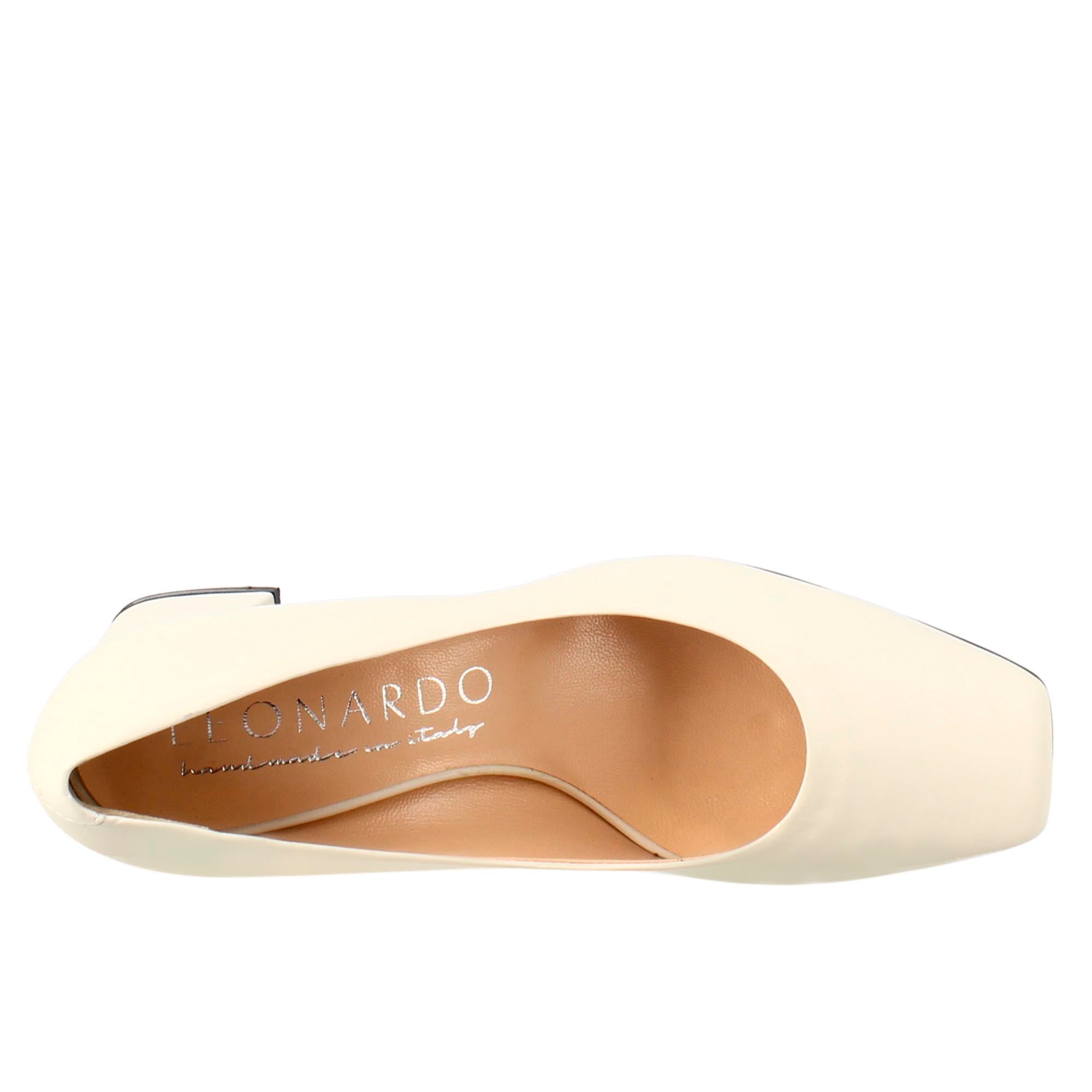 Leonardo Shoes Décolleté Donna pelle beige punta squadrata