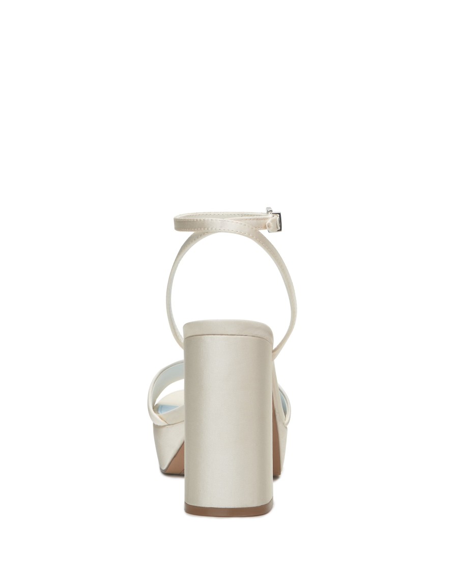 Vince Camuto Pendry sandalo plateau raso tacco a blocco