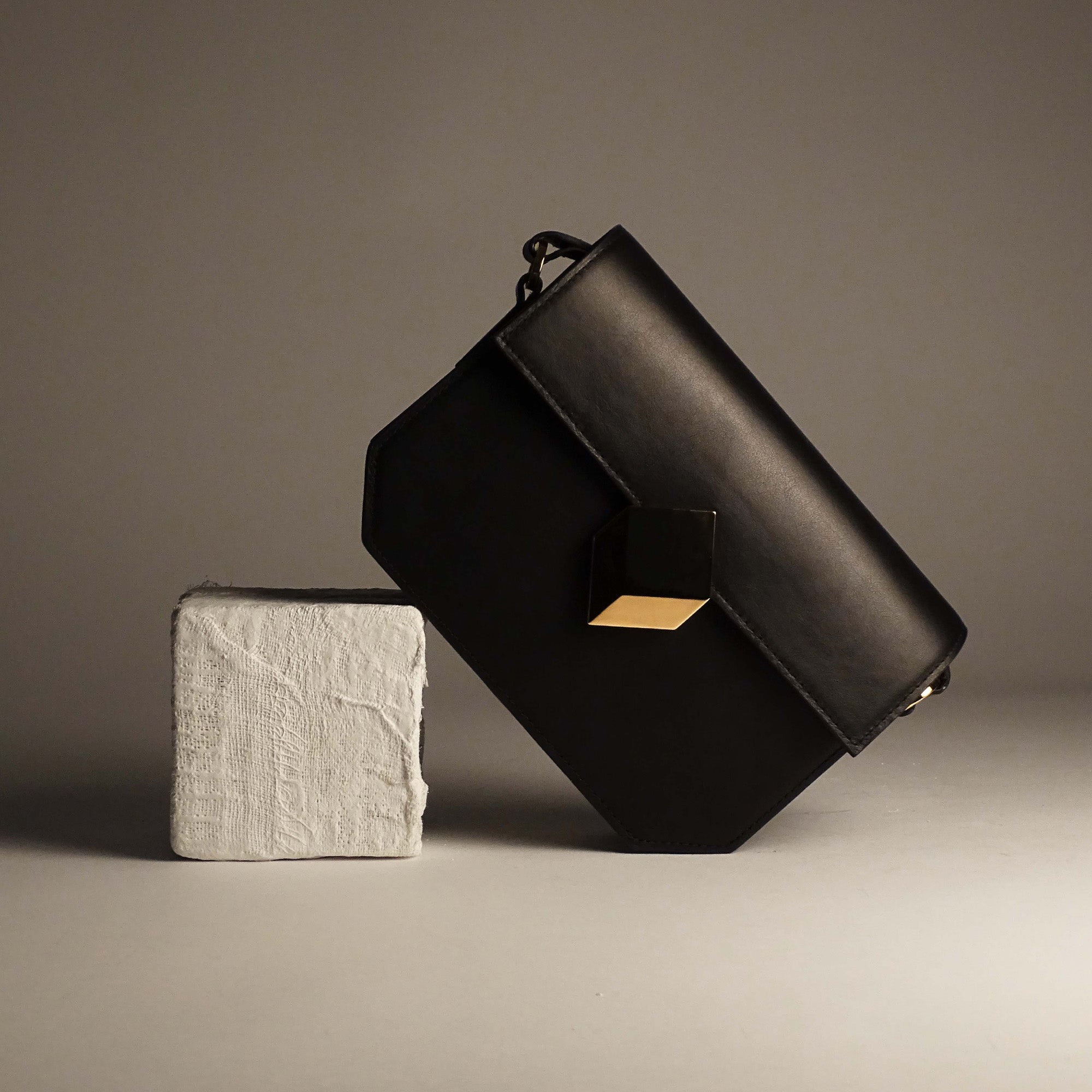 Pierre Hardy Prism borsa pelle nera tracolla TU cubo