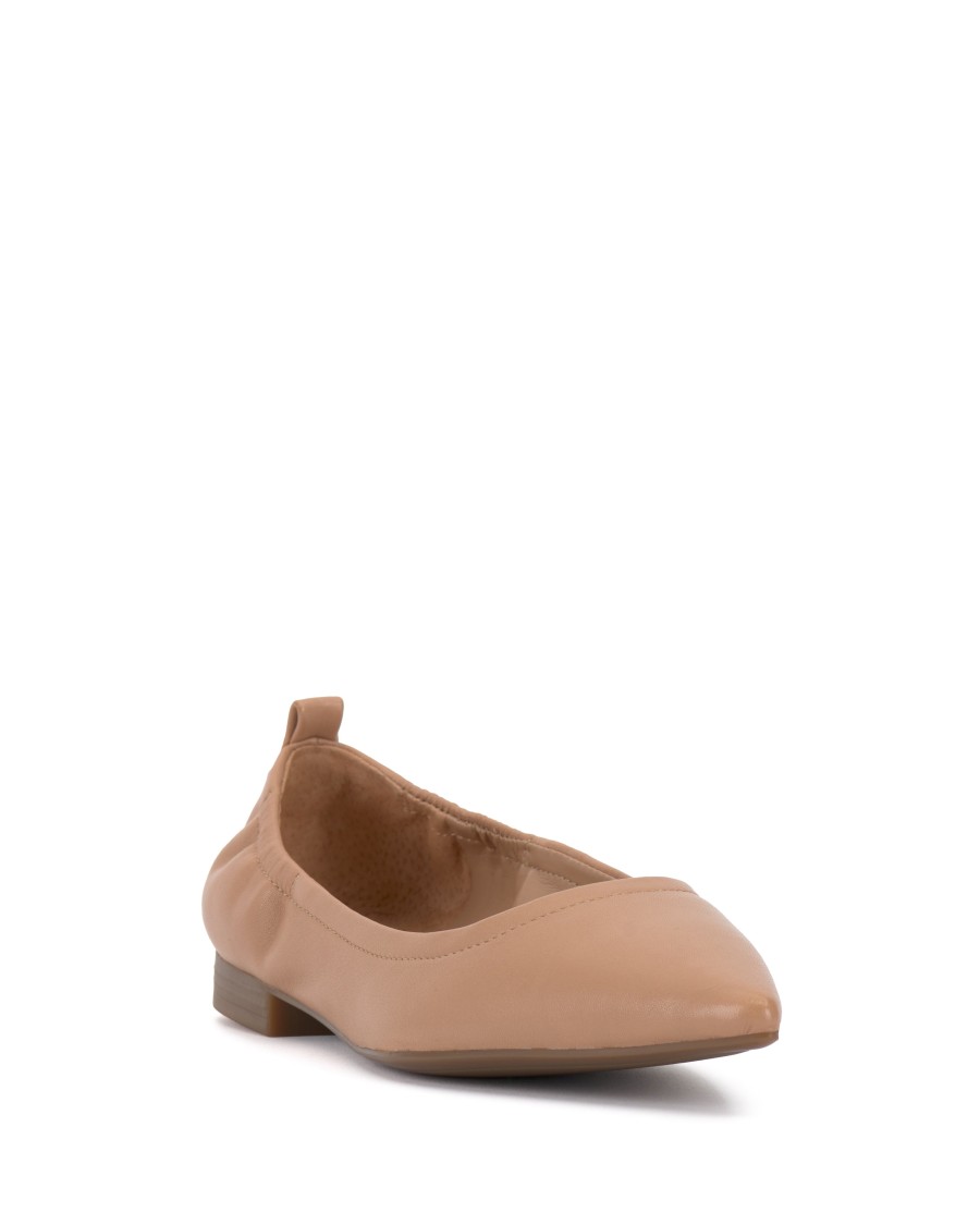 Vince Camuto Ashleah Ballerine a Punta con Elastico