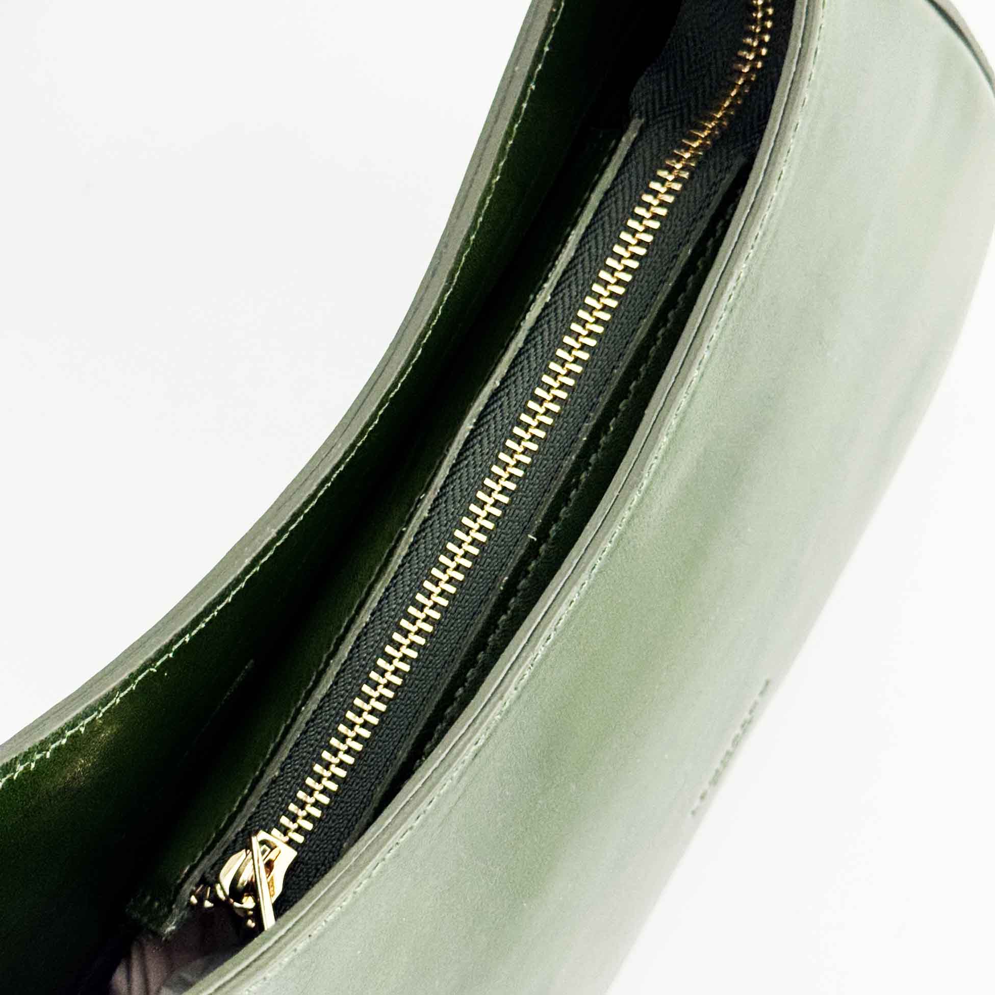 Leonardo Shoes Isotta M Borsa Mezzaluna Verde