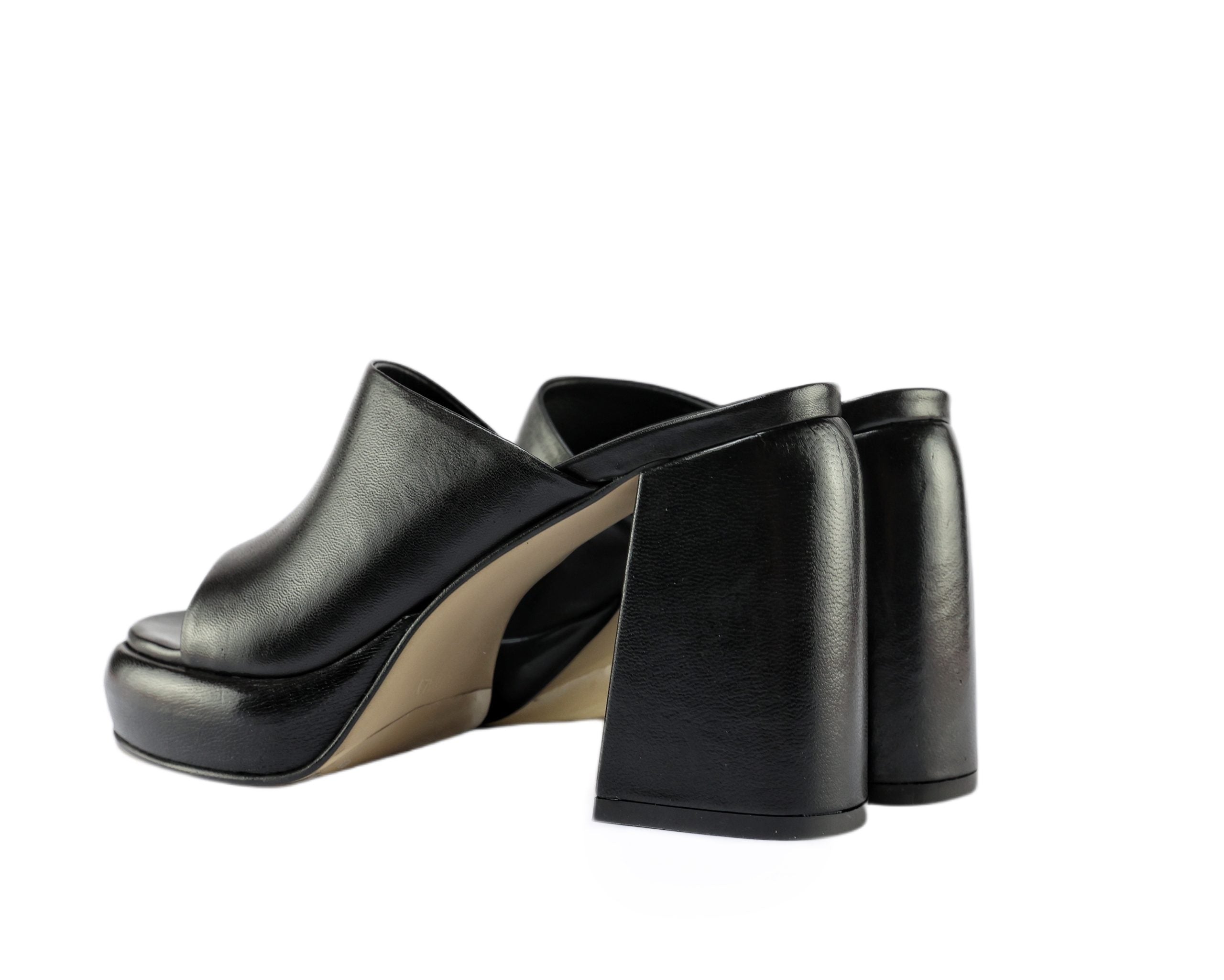 Ton Goût Cream sabot donna nappa nero plateau