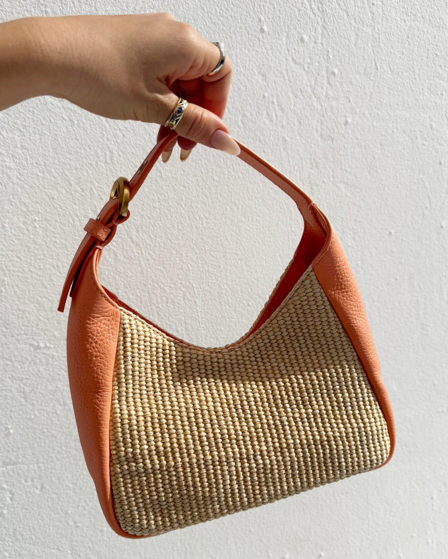Vince Camuto Marza Mini borsa hobo pelle e paglia