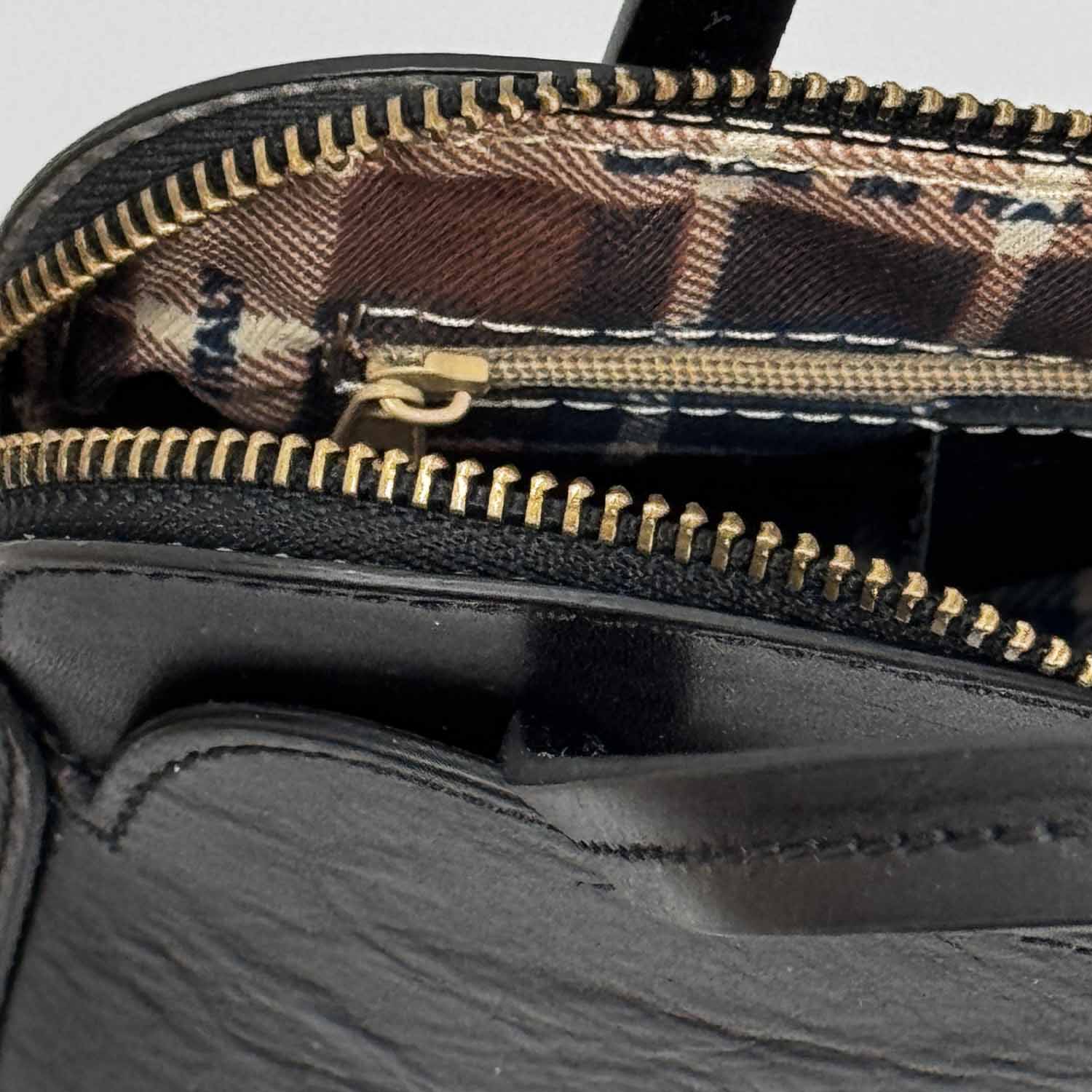 Leonardo Shoes Borse Donna Livia Tracolla Pelle Nera Cupola