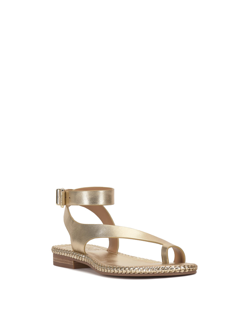 Vince Camuto Libahs sandalo piatto toe loop fibbia