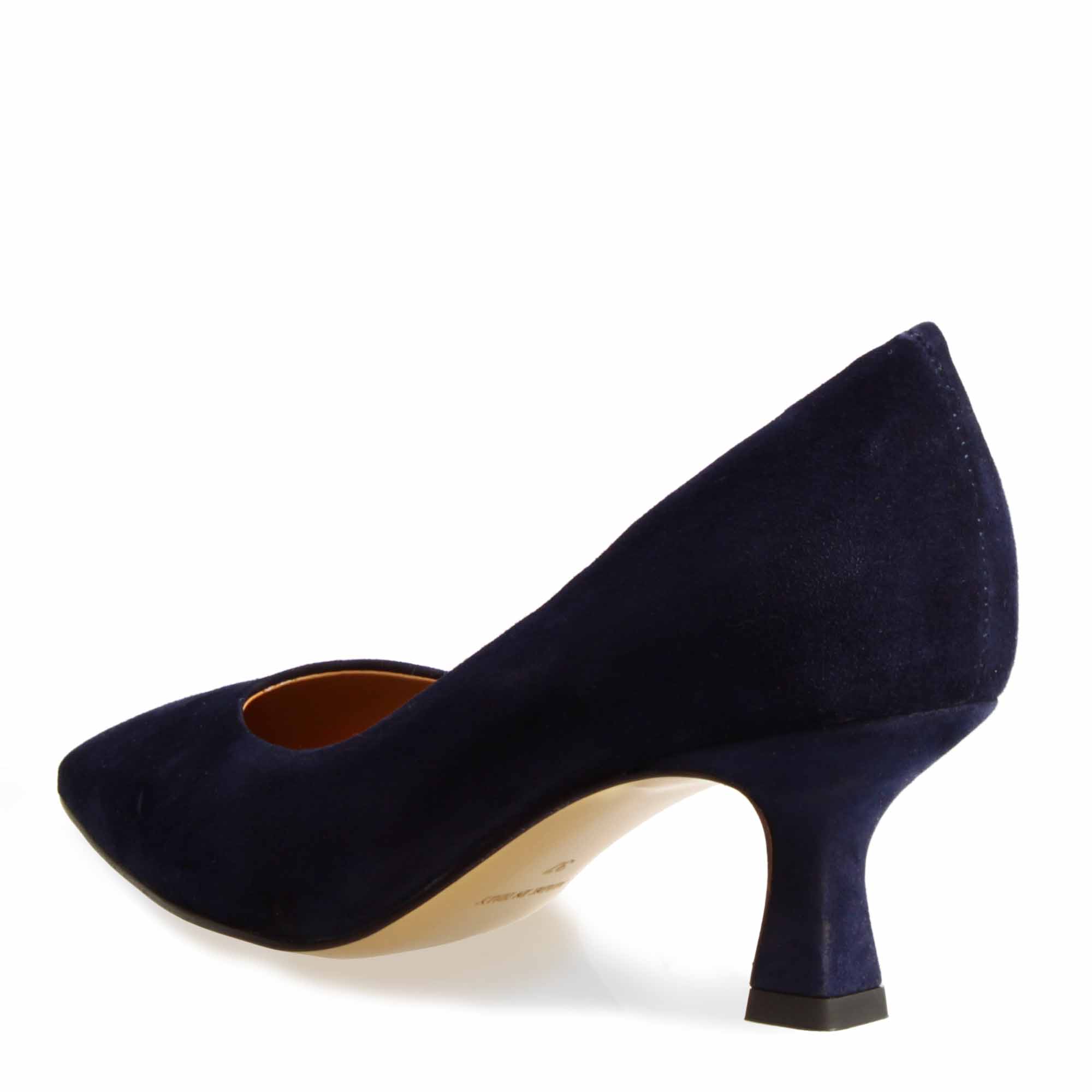 Leonardo décolleté donna camoscio blu tacco 5 cm punta