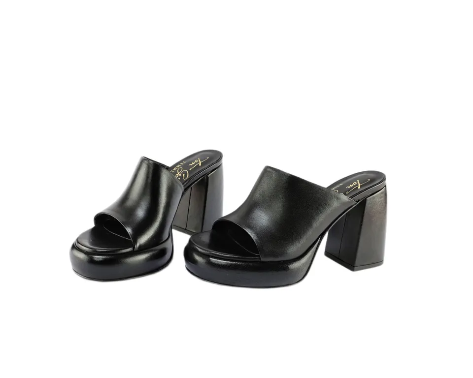 Ton Goût Cream sabot donna nappa nero plateau