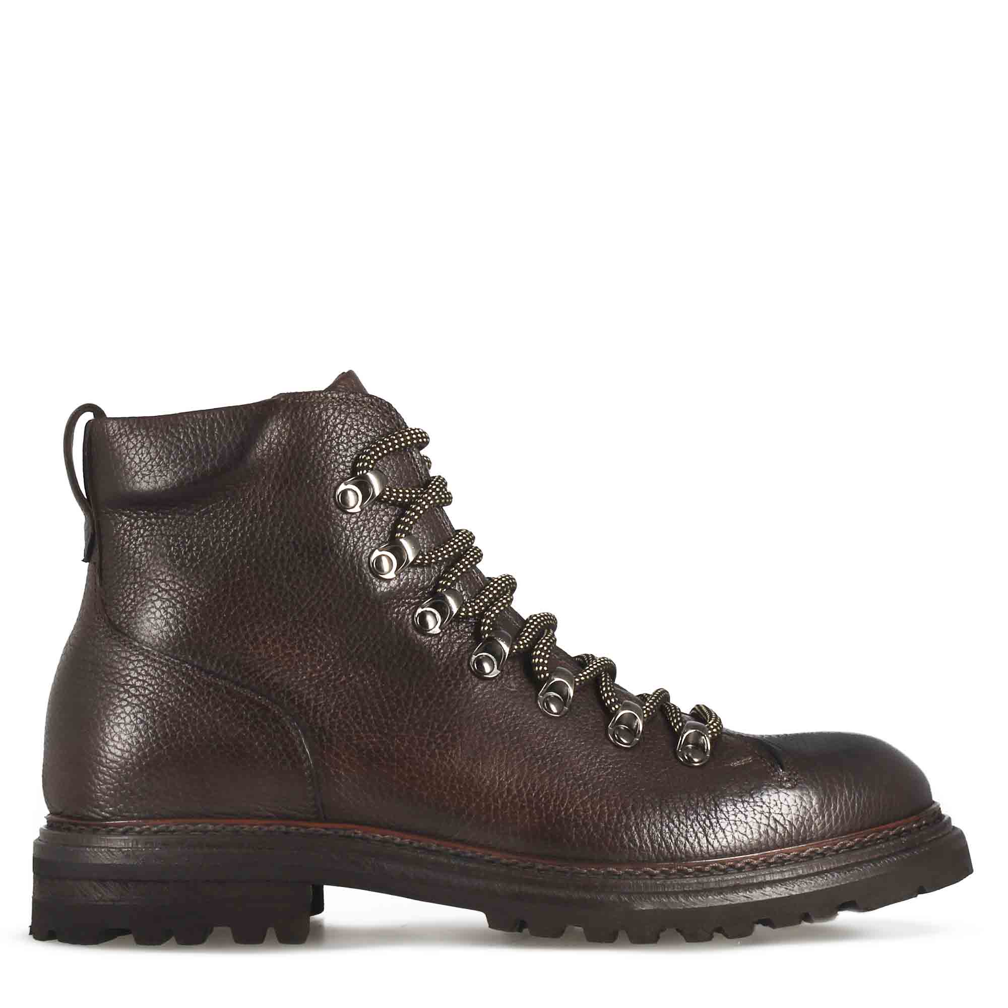Leonardo Shoes anfibio uomo pelle marrone con lacci