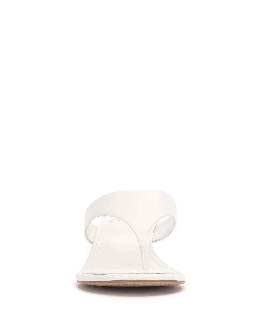Vince Camuto Lina sandalo tacco gattino elegante