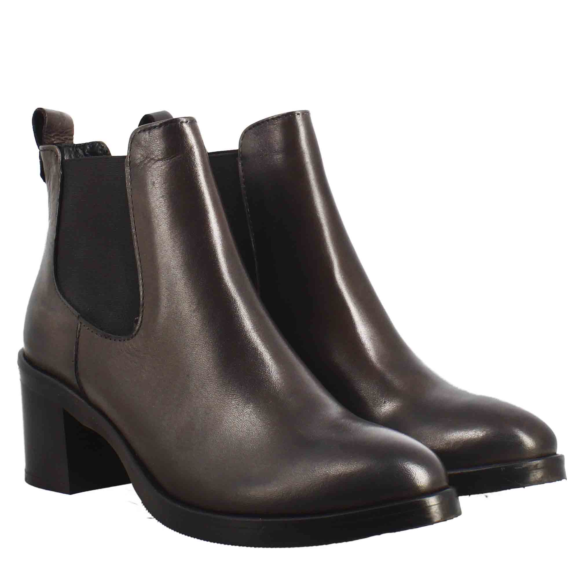Leonardo Shoes Stivali Donna Chelsea pelle marrone scuro tacco 5 cm