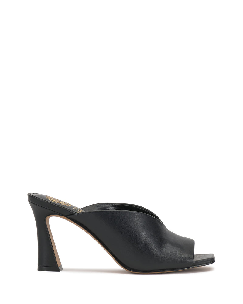 Vince Camuto Galeni sandalo punta quadrata tacco campana