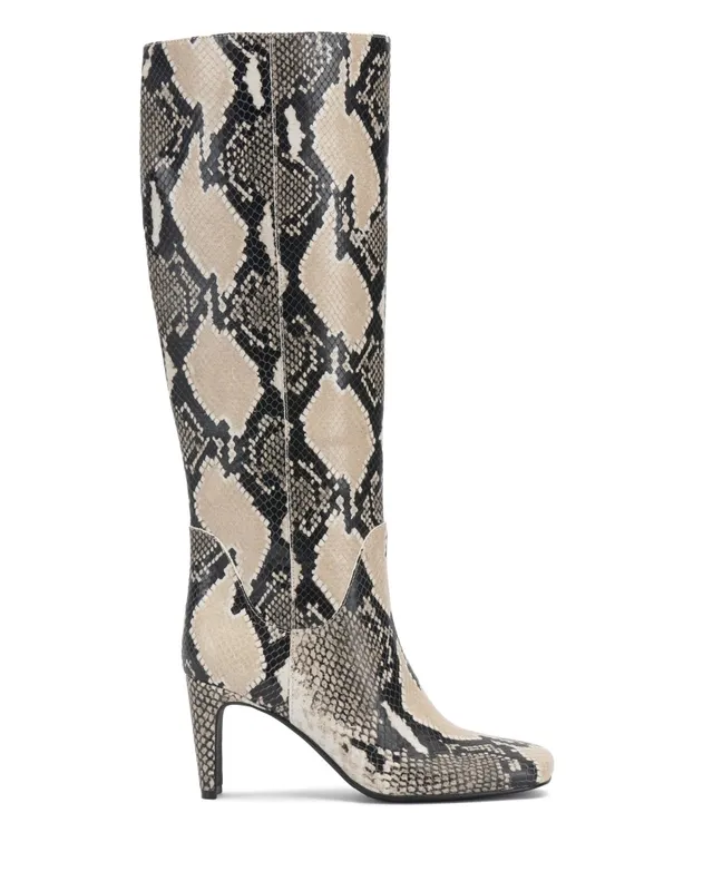 Vince Camuto Vestella stivale ginocchio punta quadrata