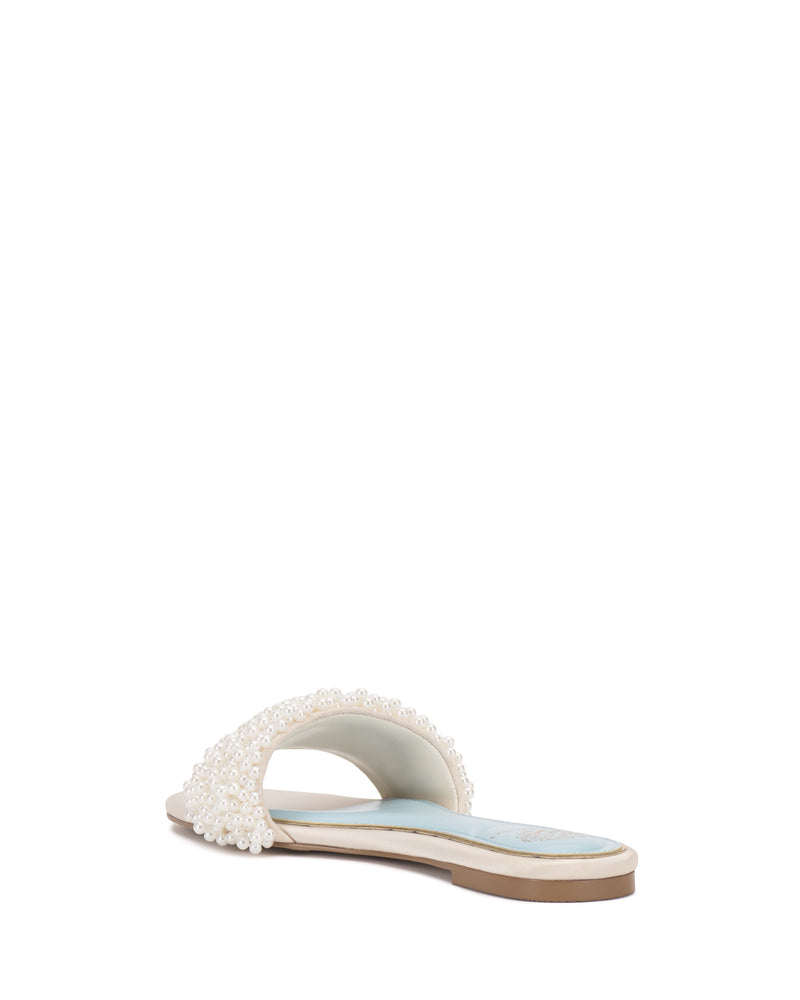 Vince Camuto Balea Sandalo Piatto con Perline Elegante