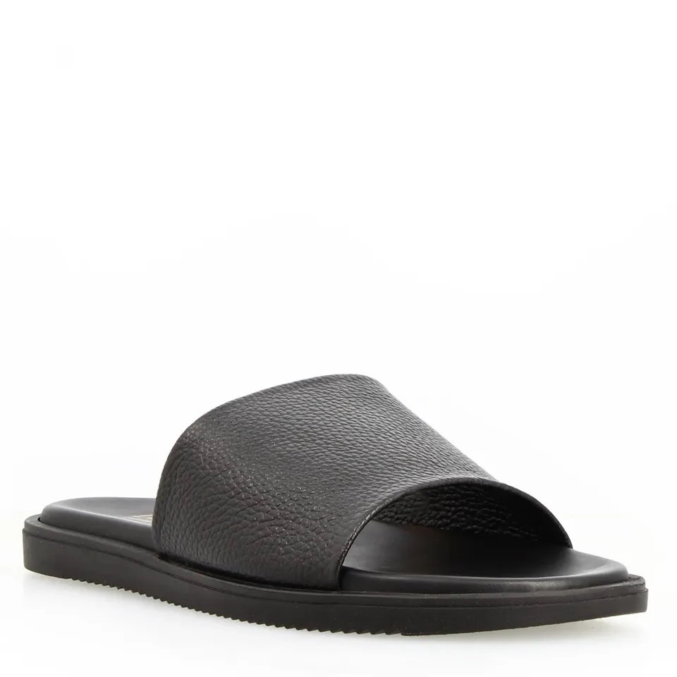 Leonardo Shoes Romolo sandalo uomo pelle nera suola gomma
