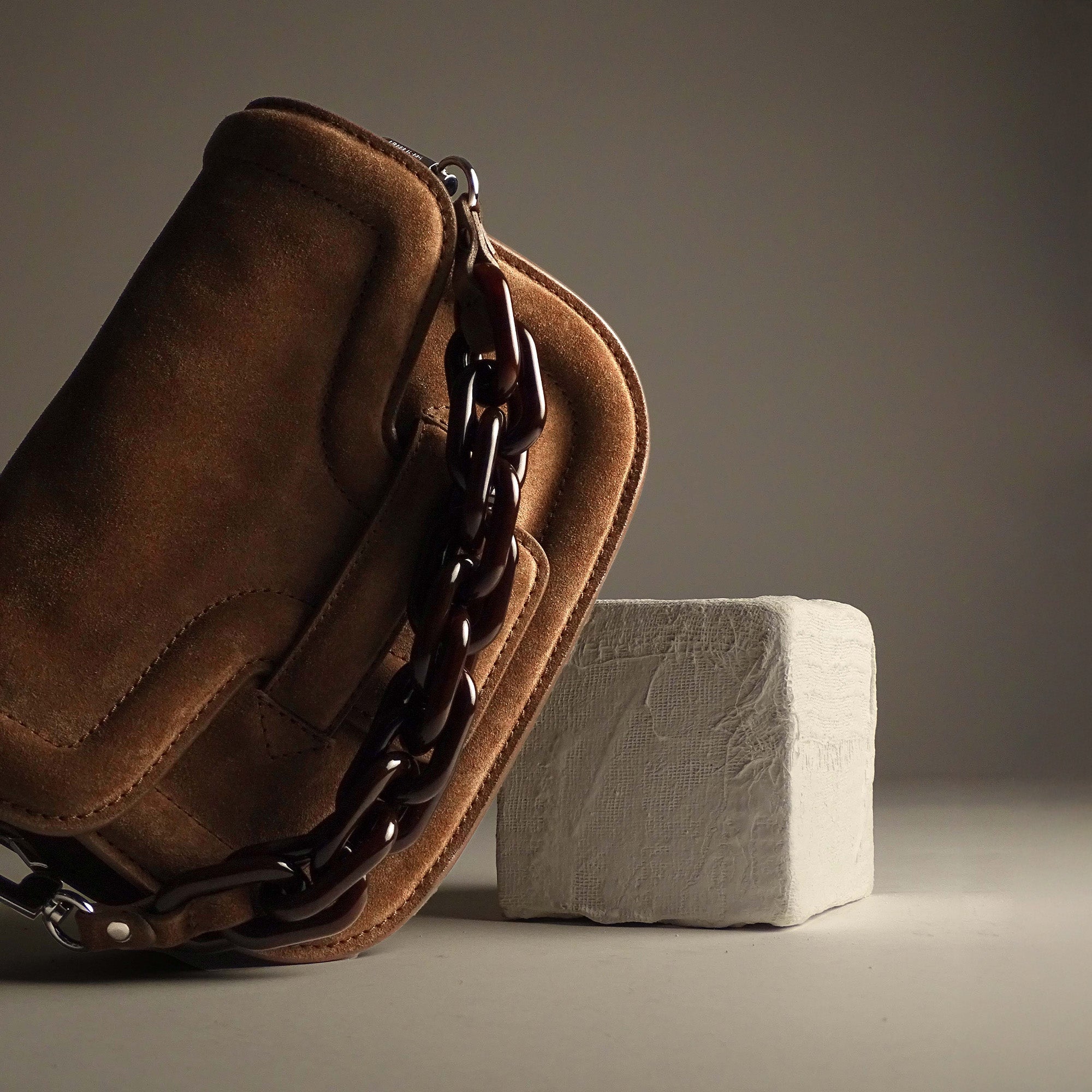 Pierre Hardy Alphaville mini borsa tracolla marrone catena
