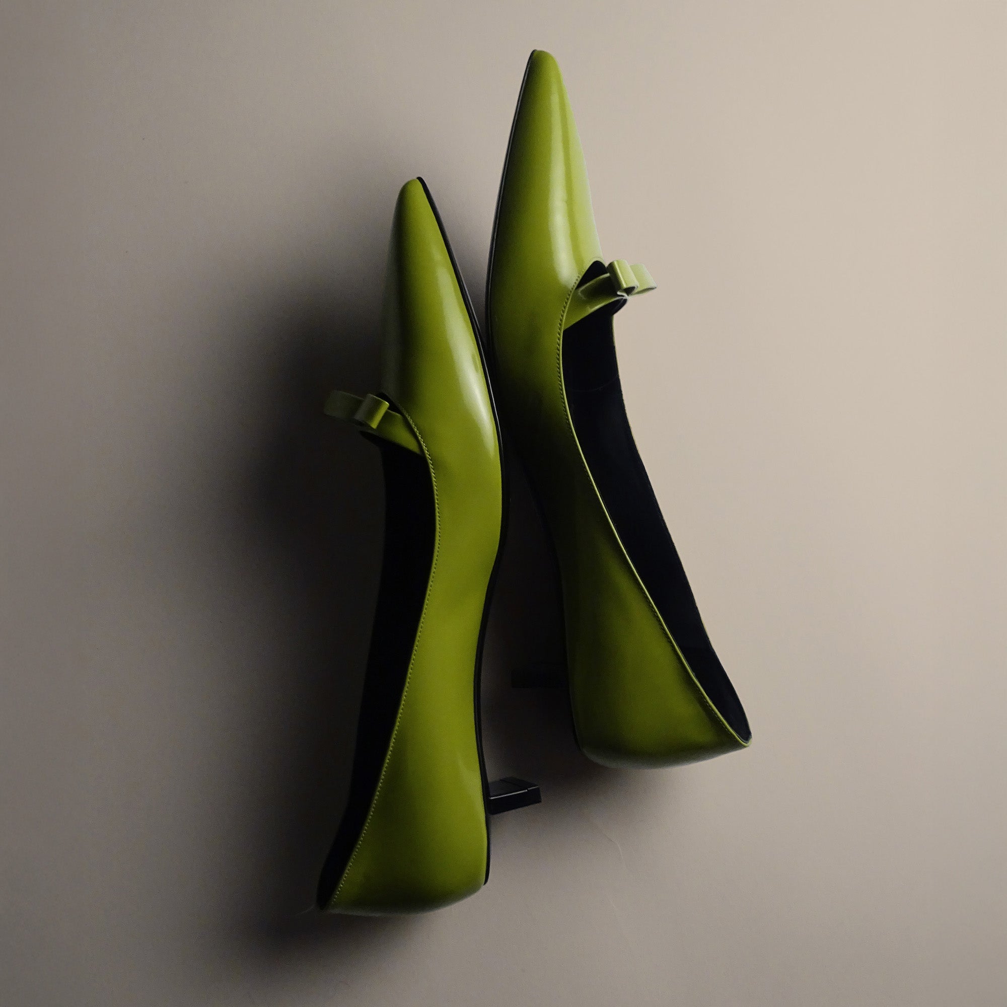 Pierre Hardy Delphine décolleté pelle verde 25