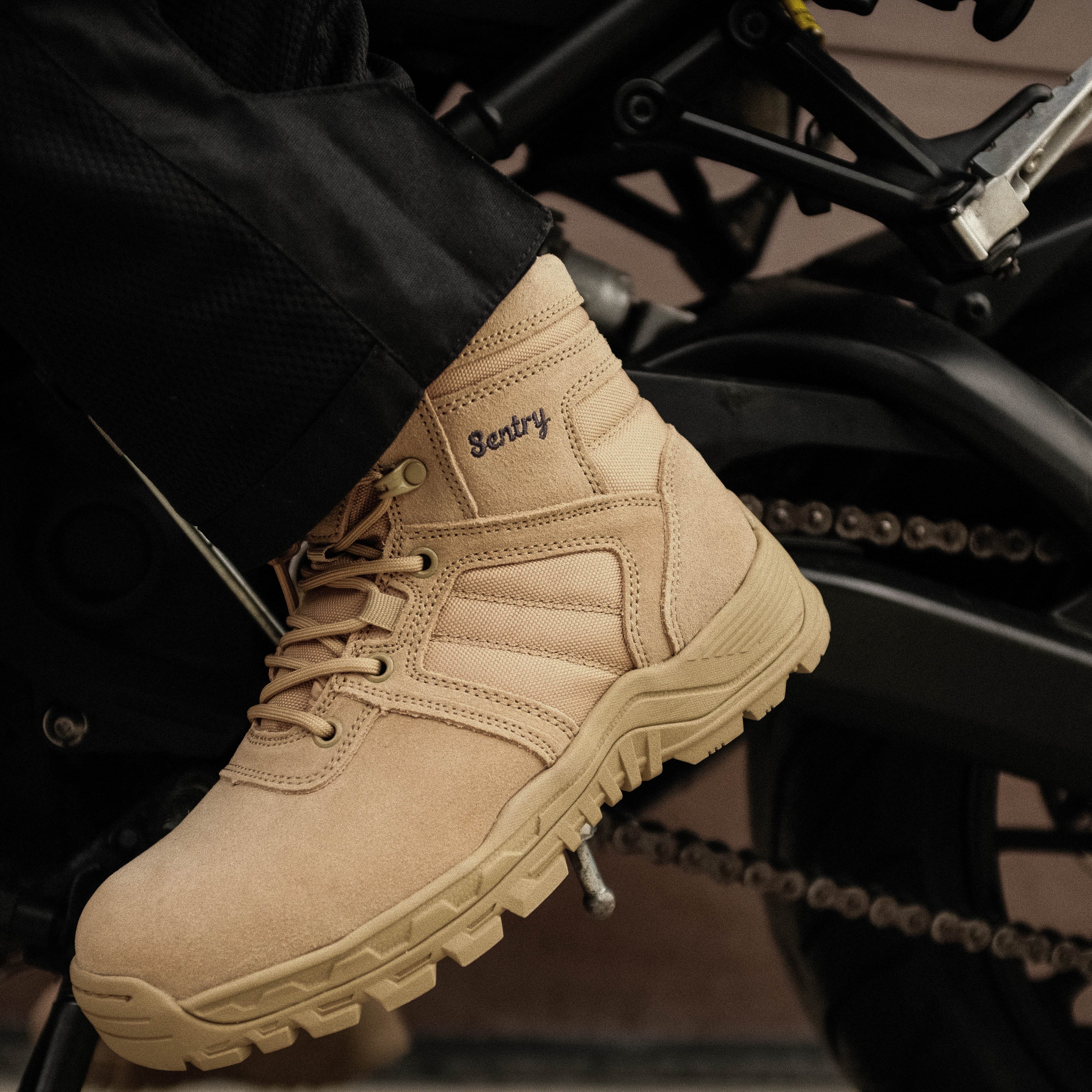 MAK Sentry 6 stivale tattico desert tan leggero